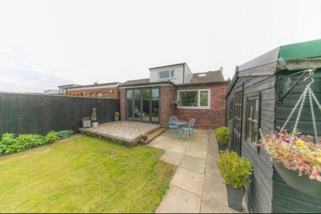 Recently Refurbished Home. Poulton-le-Fylde Exterior photo